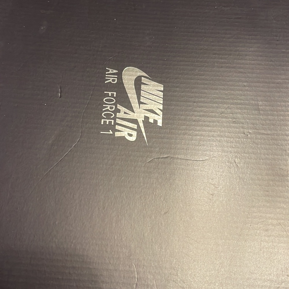 Sneakers - Picture 3 of 3